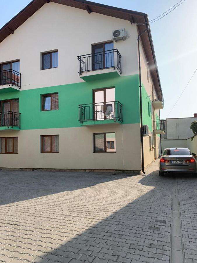 Complex Rezidential Ana Apartment Caransebes Ngoại thất bức ảnh